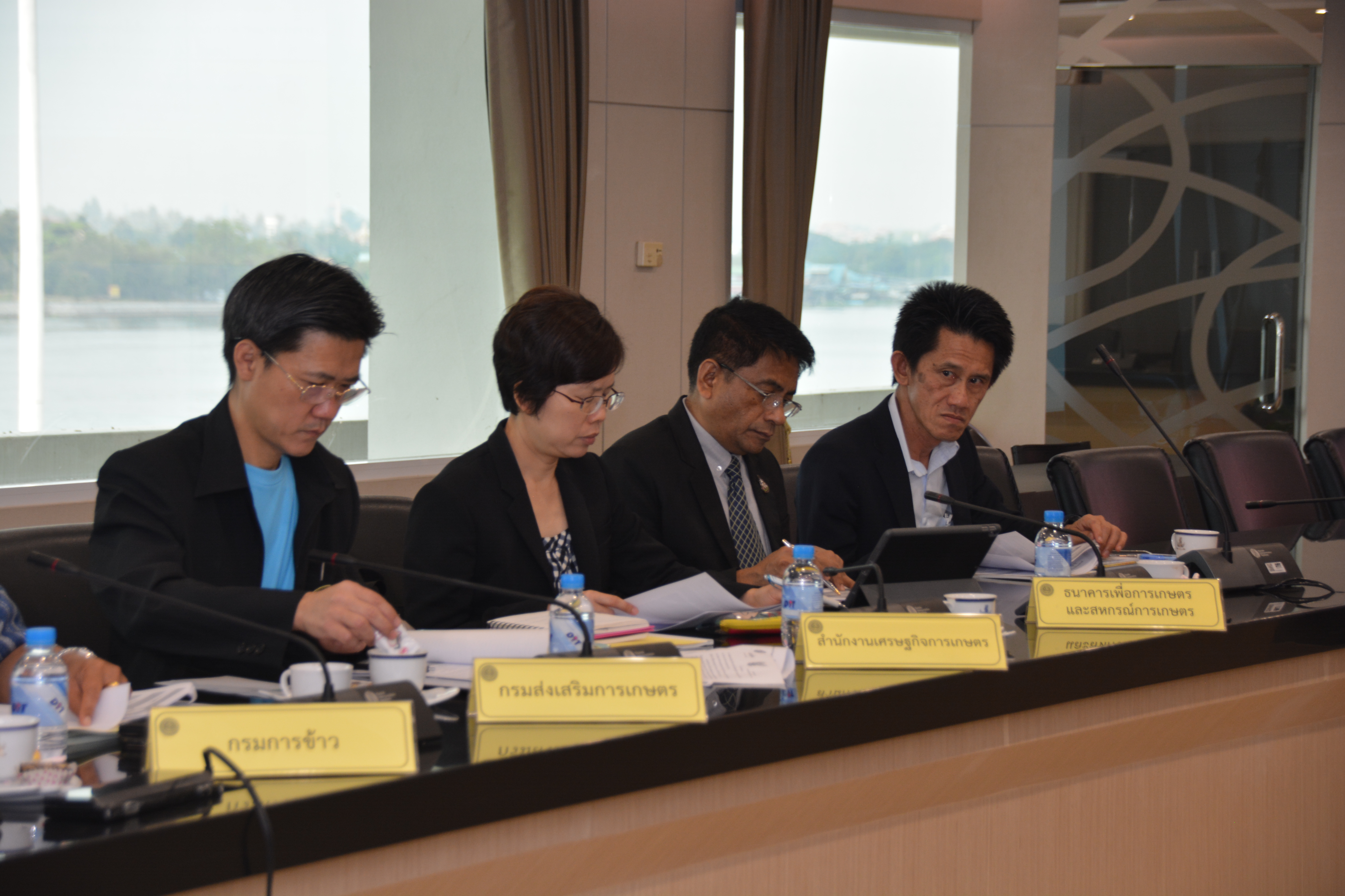 ประชุมคณะอนุกรรมการกำกับดูแลและกำหนดเกณฑ์กลางอ้างอิงโครงการประกันรายได้ผู้ปลูกข้าว