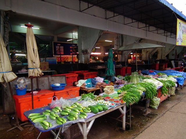 687_สภาพในตลาด 1.JPG