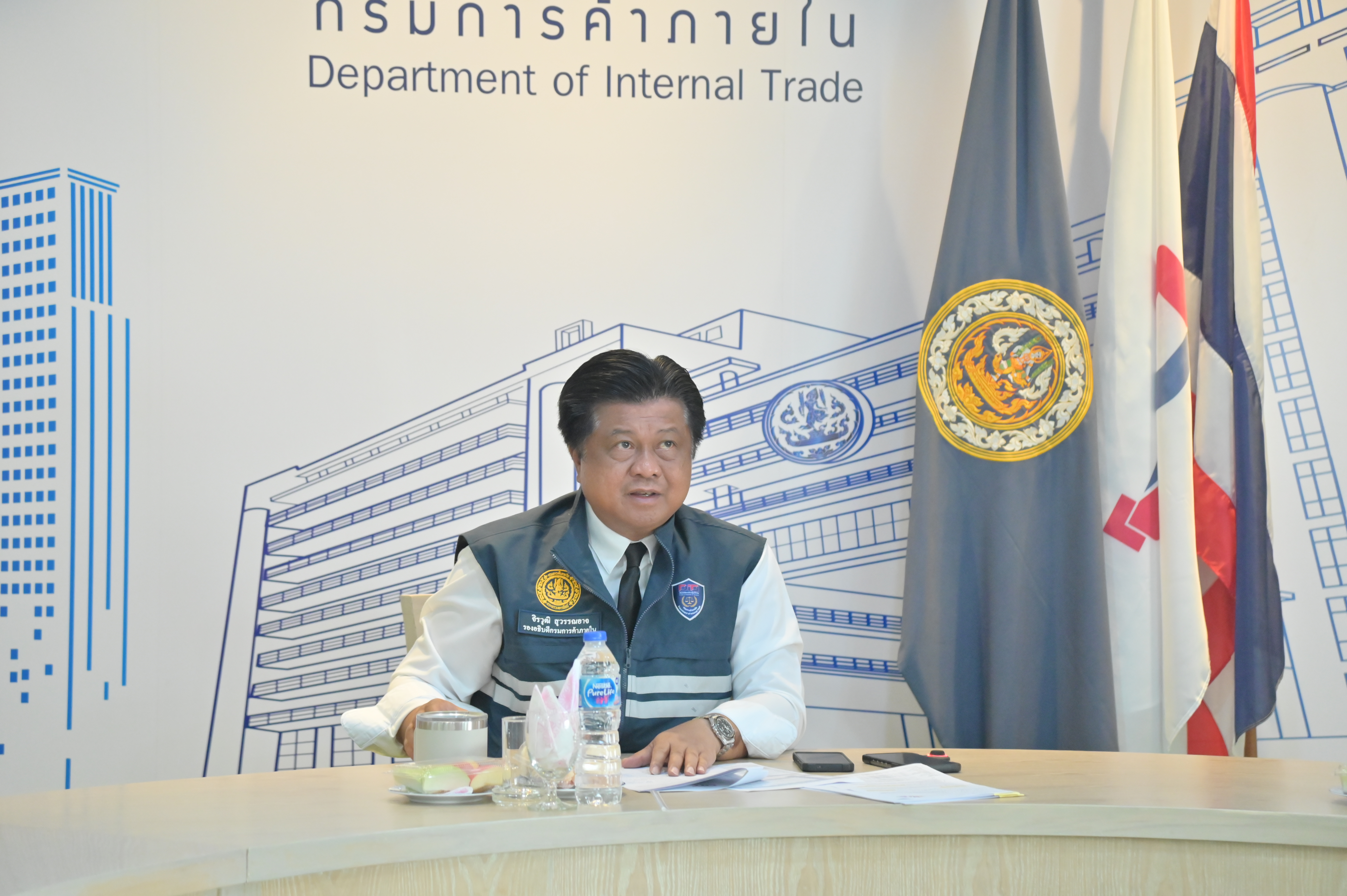 ข่าวเลขที่ 206/2569 กรมการค้าภายใน หารือผู้เลี้ยงและผู้ค้า “หมู-ไก่-ไข่” ขอความร่วมมือตรึงราคา ก่อนเทศกาลสารทจีน (21 สิงหาคม 2569)