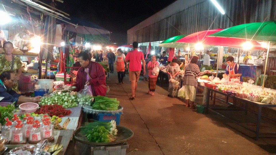 33646_ด้านข้างตลาด.jpg