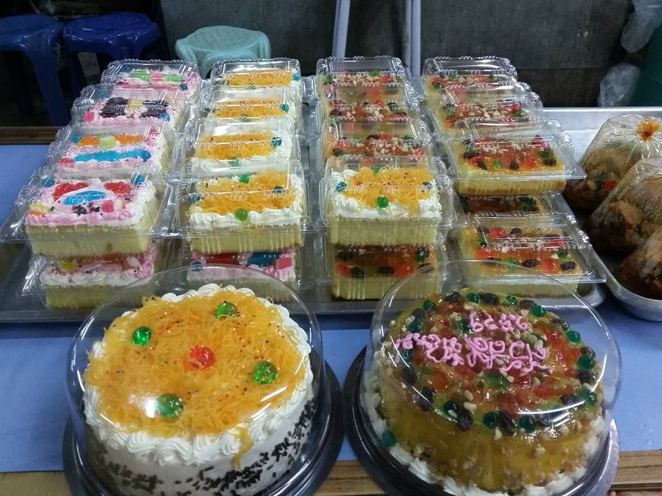 45243_แผงค้า ขนมหวาน.jpg
