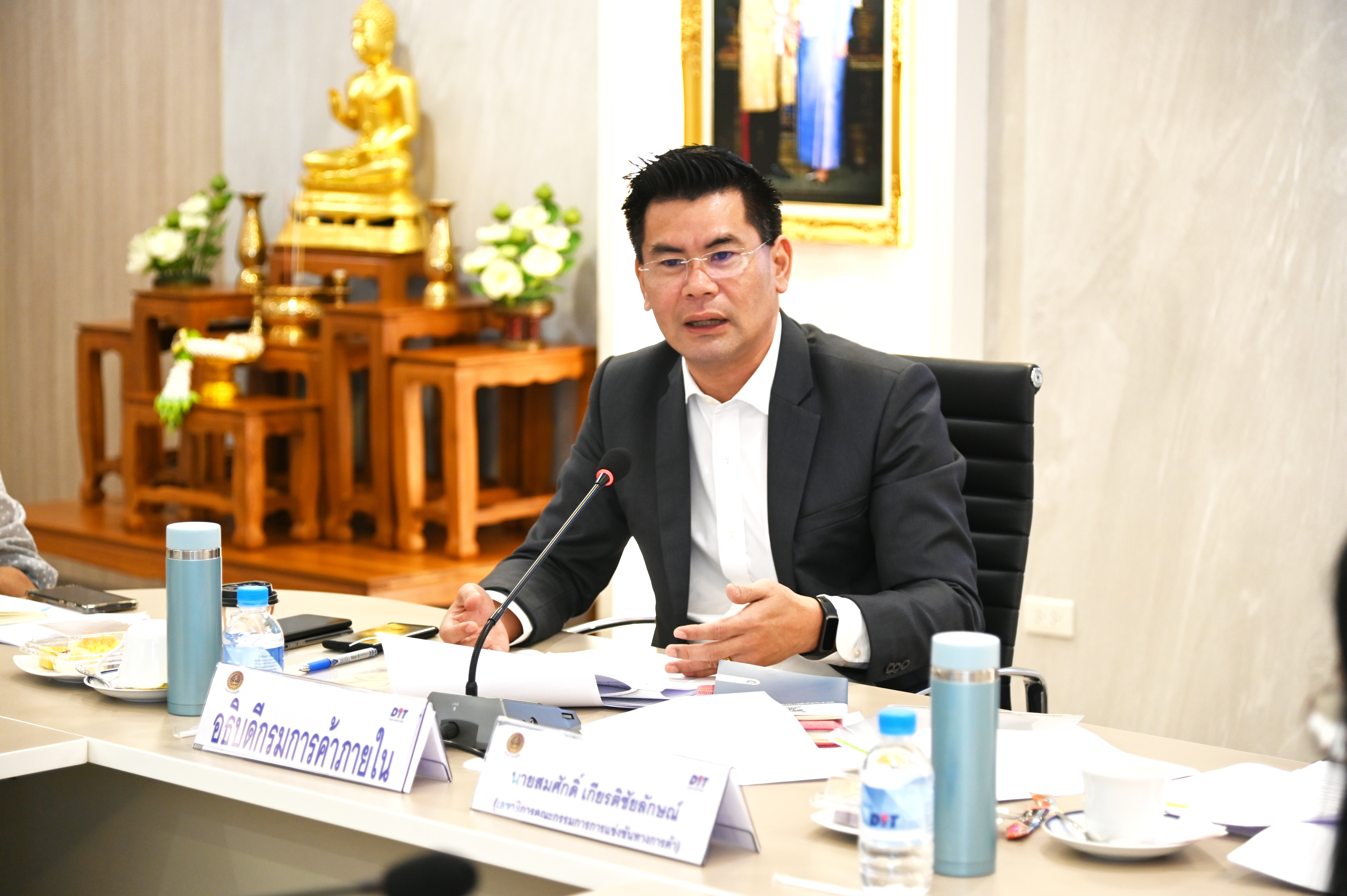 คน.ร่วมแก้ปัญหาการปรับราคาเพิ่มของอัตราระวางขนส่งสินค้าทางทะเล