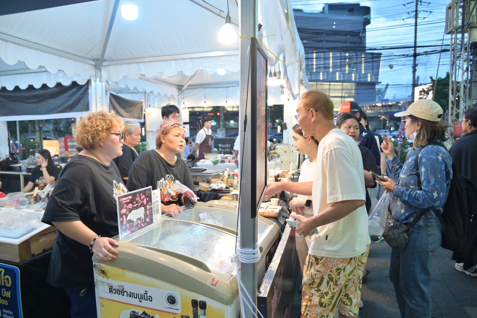 ข่าวเลขที่ 215/2569 กรมการค้าภายในชู “เนื้อไทย FESTIVAL” ขยายตลาดเนื้อโคไทย จับคู่ธุรกิจยอดเบื้องต้น 11 ล้านบาท คาดทะลุ 20 ล้านบาท (29 สิงหาคม 2569)