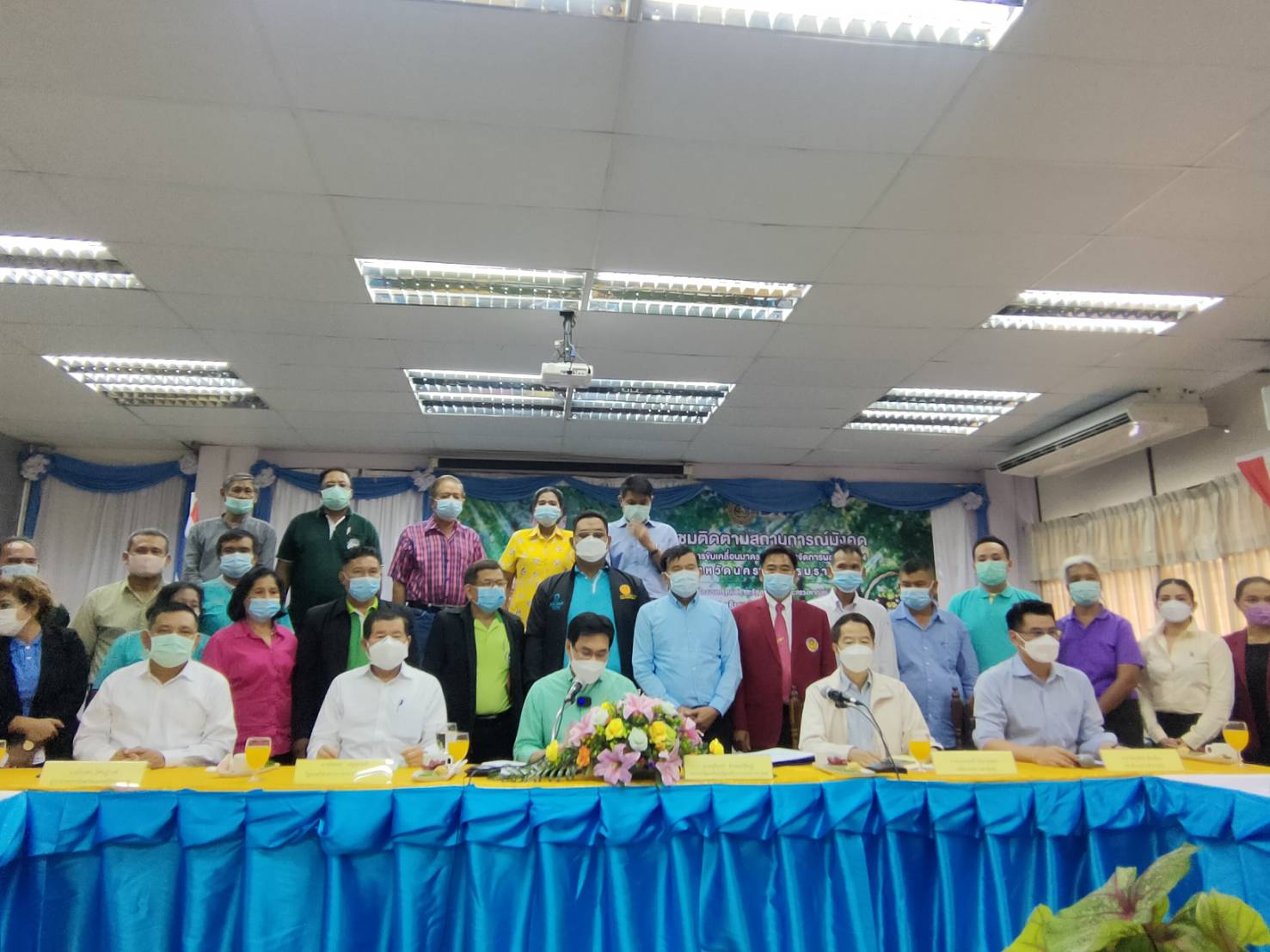  อธิบดีกรมการค้าภายใน ร่วมประชุมหารือกับกลุ่มเกษตรชาวสวนมังคุดและตรวจจุดรับซื้อพริกเขียวมัน จ.นครศรีธรรมราช