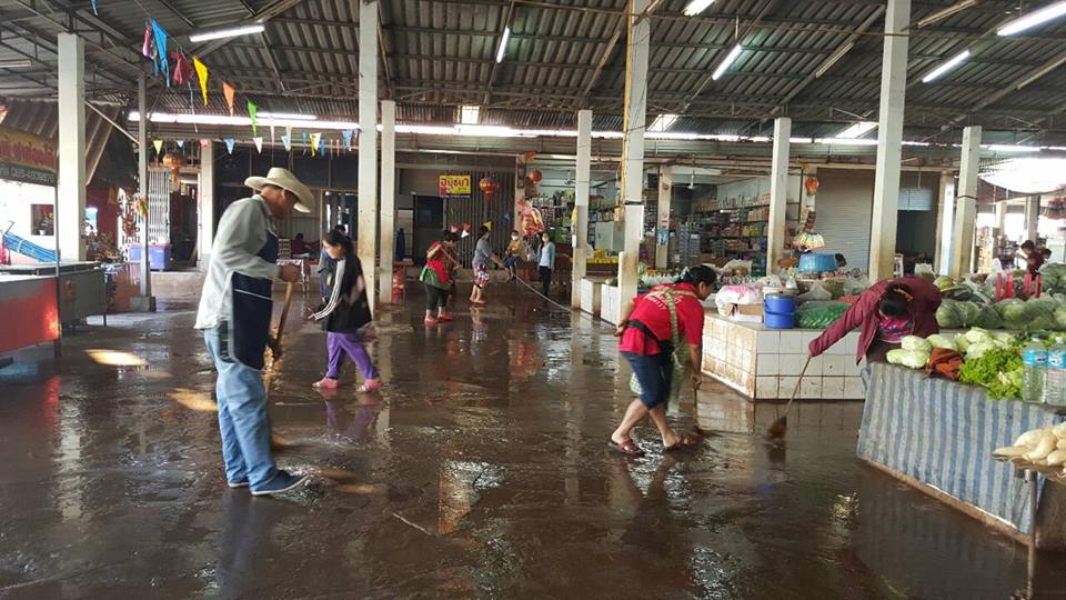 44116_ล้างตลาด 1.jpg