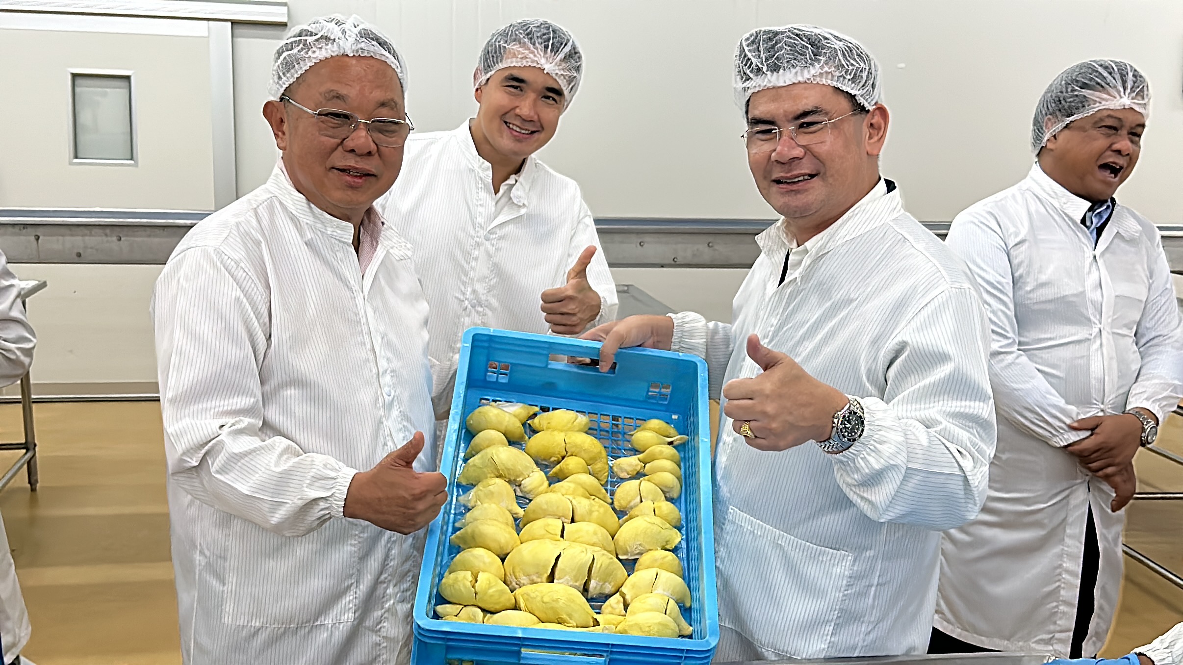 กรมการค้าภายใน ตรวจเยี่ยมการแปรรูปทุเรียนแช่แข็งและขับเคลื่อนโครงการ "อมก๋อย โมเดล" @จันทบุรี