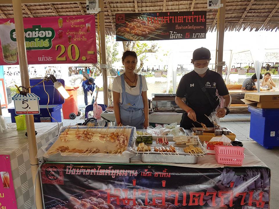 78167_แผงค้าขนมหวาน.jpg