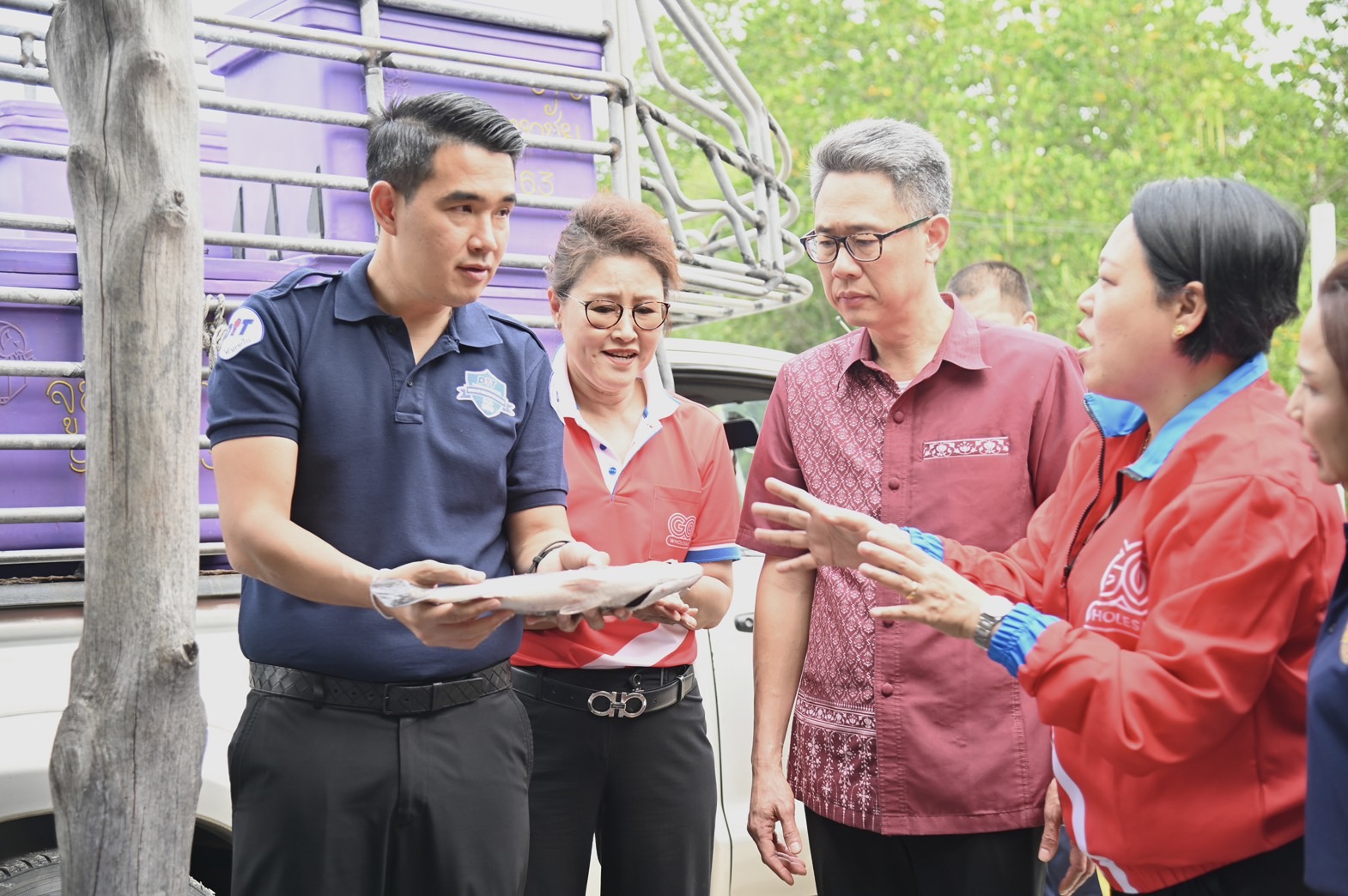 กรมการค้าภายในลงพื้นที่ จ.สมุทรสงคราม ชี้แจงโครงการช่วยเหลือผู้เลี้ยงปลากะพง 