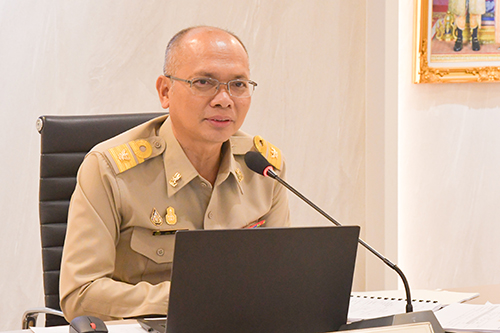 พาณิชย์ประชุมการส่งคืนเงินเหลือจ่ายเเละปิดบัญชีโครงการเงินจ่ายขาดกองทุนรวมเพื่อช่วยเหลือเกษตรกร