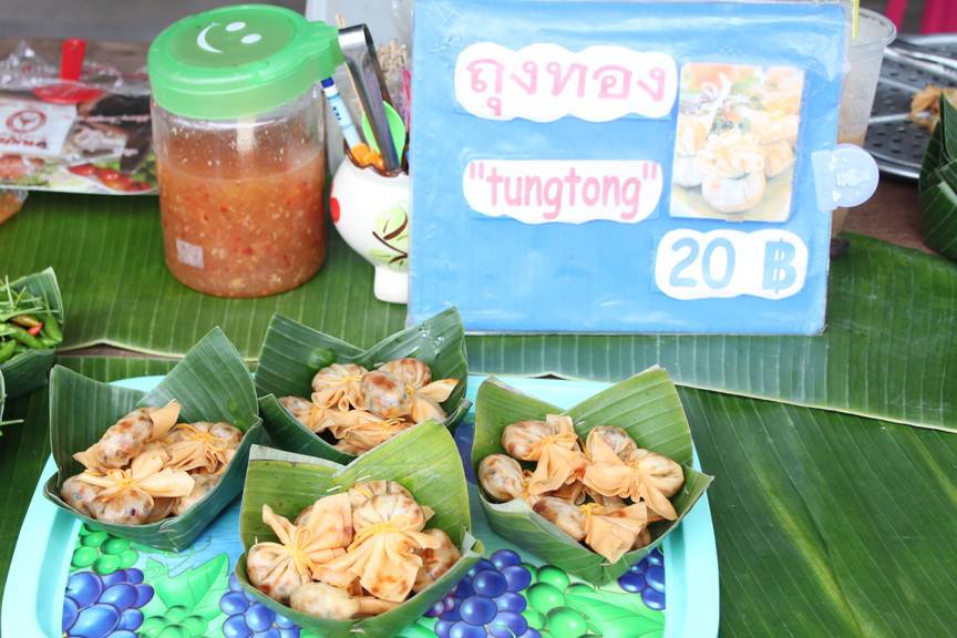 67839_แผงค้าขนมหวาน.jpg