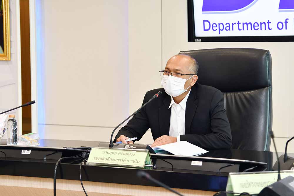 รองอธิบดีประชุมคณะทำงาน ขับเคลื่อนการส่งออกผลไม้