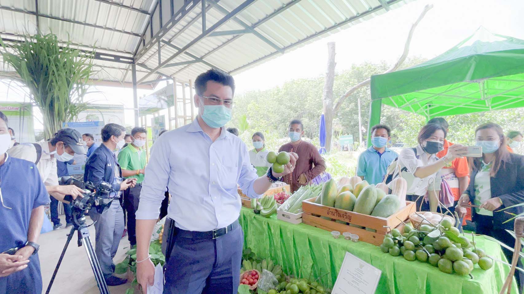 อธิบดีร่วมติดตามความคืบหน้าโครงการประกันรายได้ พร้อมพบปะกลุ่มองค์กรเกษตรผู้ผลิตสินค้าเกษตรอินทรีย์