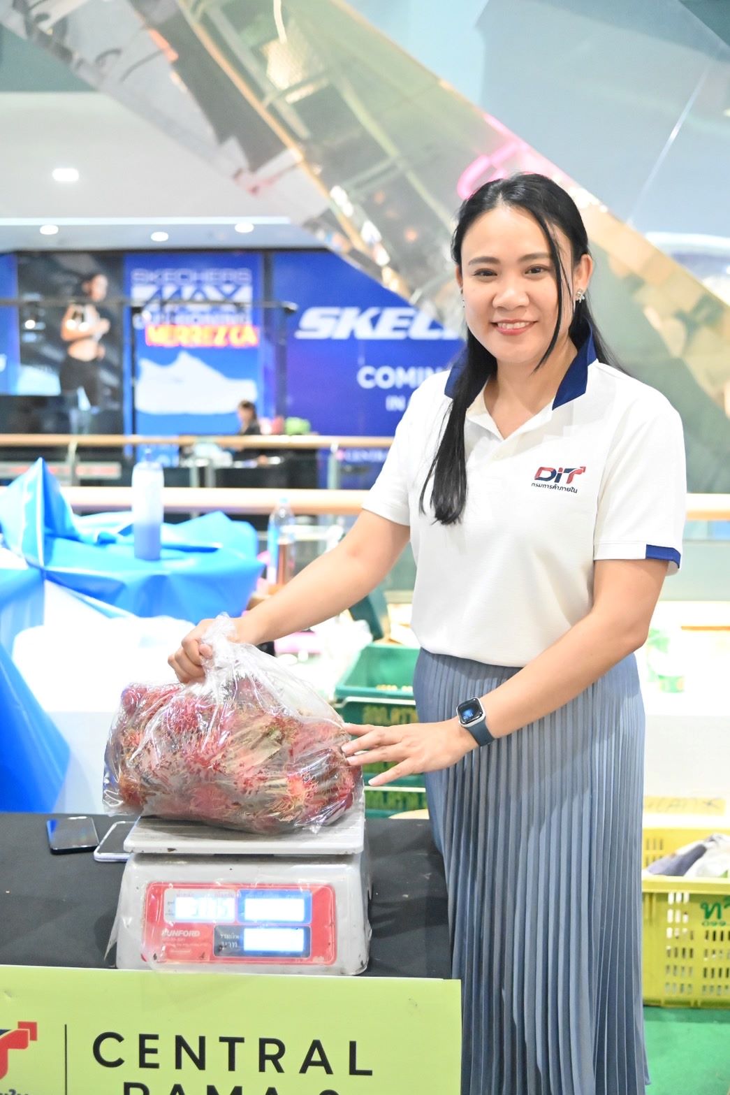 พาณิชย์ จับมือเอกชน ขับเคลื่อนความร่วมมือช่วยเหลือเกษตรกรผู้ปลูกผลไม้ ปี 2568 