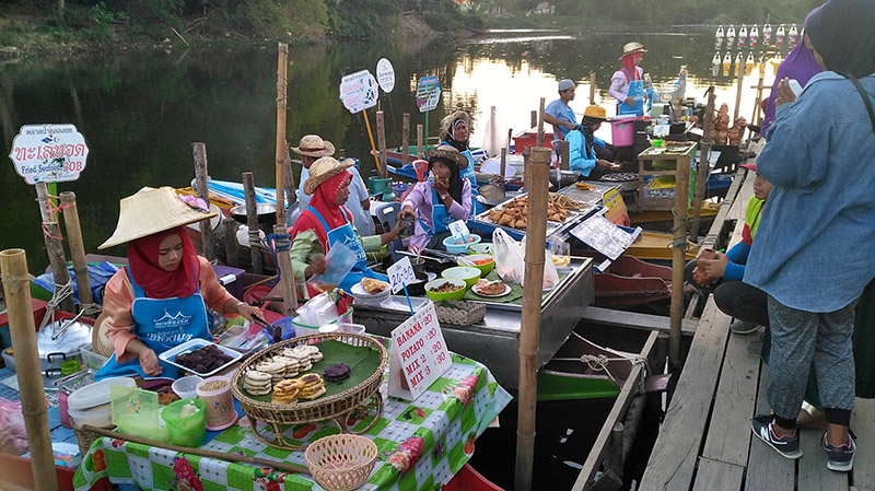45311_ร้านขายบนเรือ.jpg