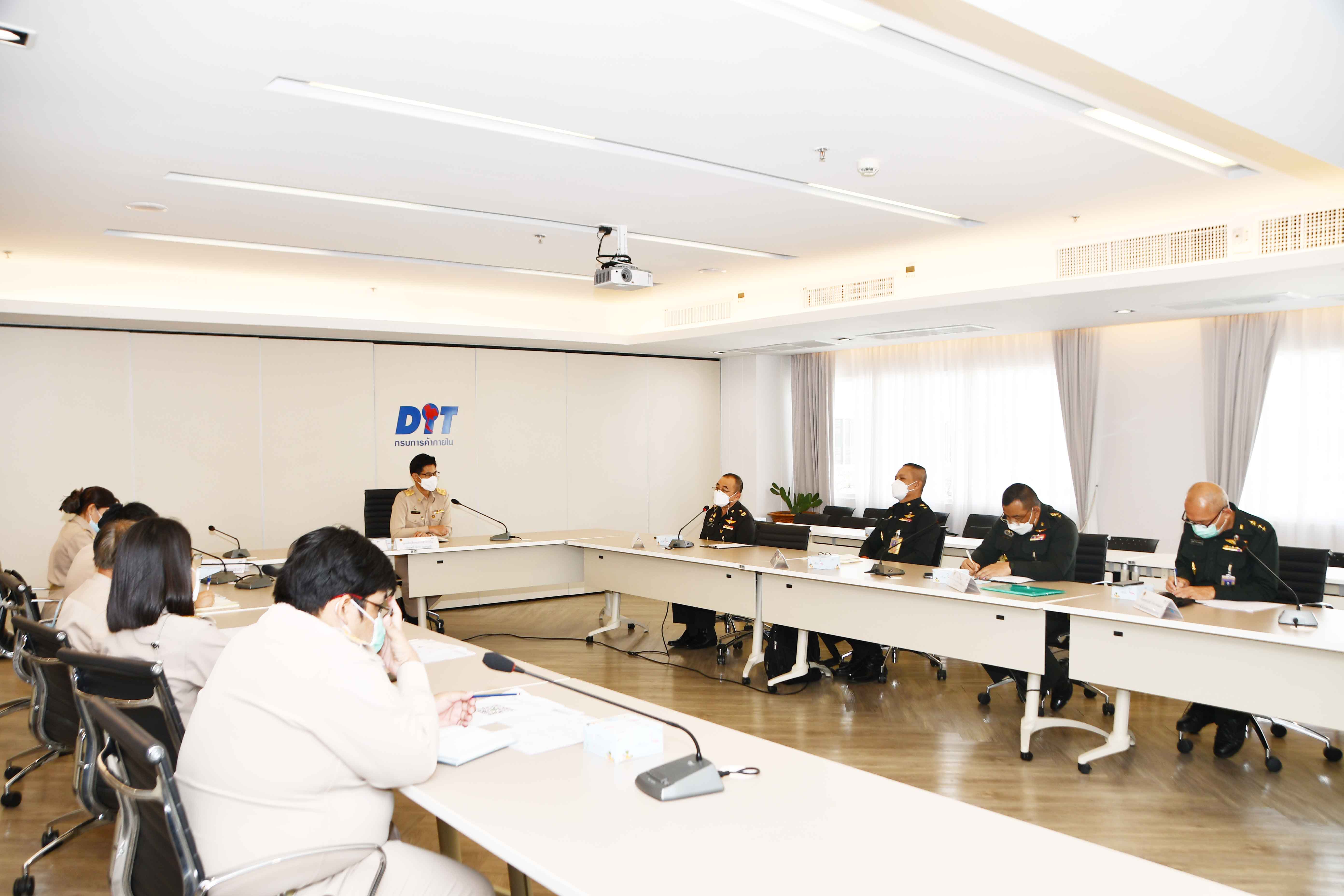 กรมการค้าภายใน และ กอ.รมน. บูรณาการการตรวจสอบราคาสินค้าร่วมกัน