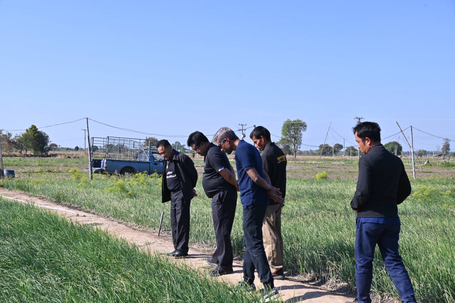 ข่าวที่ 60/2569 พาณิชย์ เร่งพยุงราคาหอมแดงศรีสะเกษ เชื่อมตลาดข้อตกลงทันที 50 ล้านบาท เดินหน้า 3 มาตรการ ดูดซับ–ส่งออกกว่า 7,000 ตัน ดันราคาปรับตัวดีขึ้น (10 มกราคม 2568)