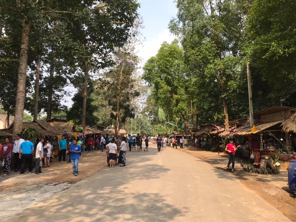 78098_บริเวณตลาด.jpg