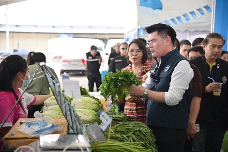 "พาณิชย์" จัดงานธงฟ้าราคาประหยัด  ช่วยลดค่าครองชีพพี่น้องประชาชน จ.นครราชสีมา