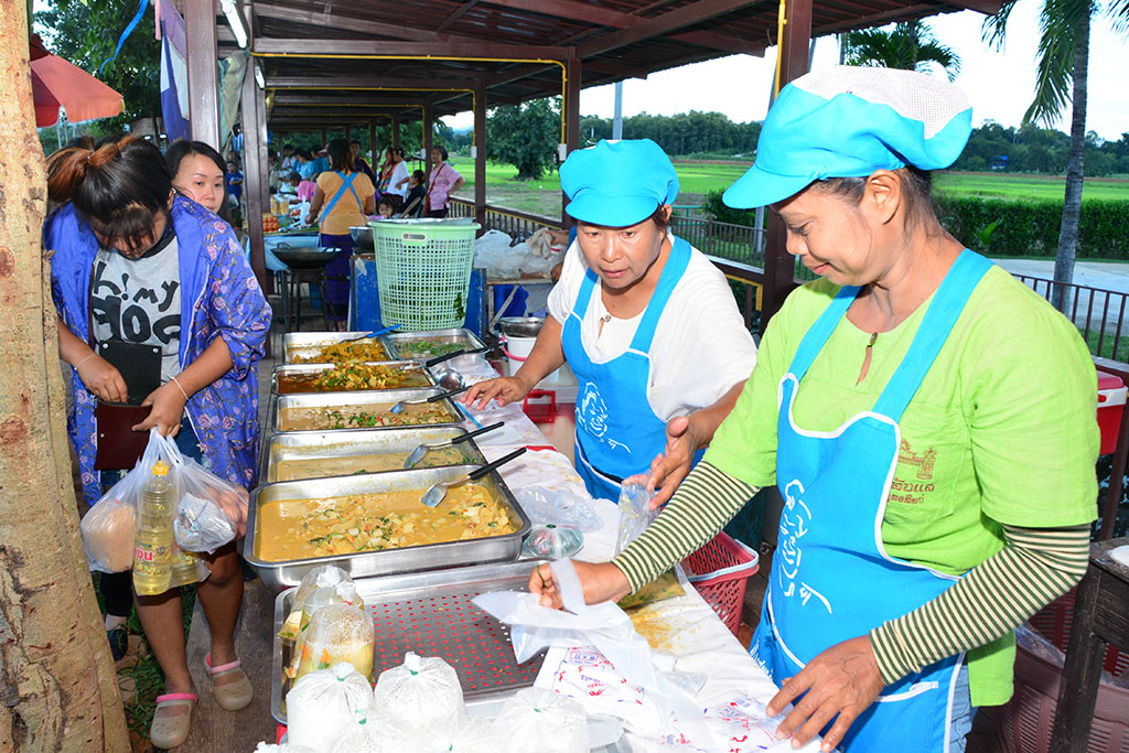22054_ร้านข้าวราดแกง.JPG