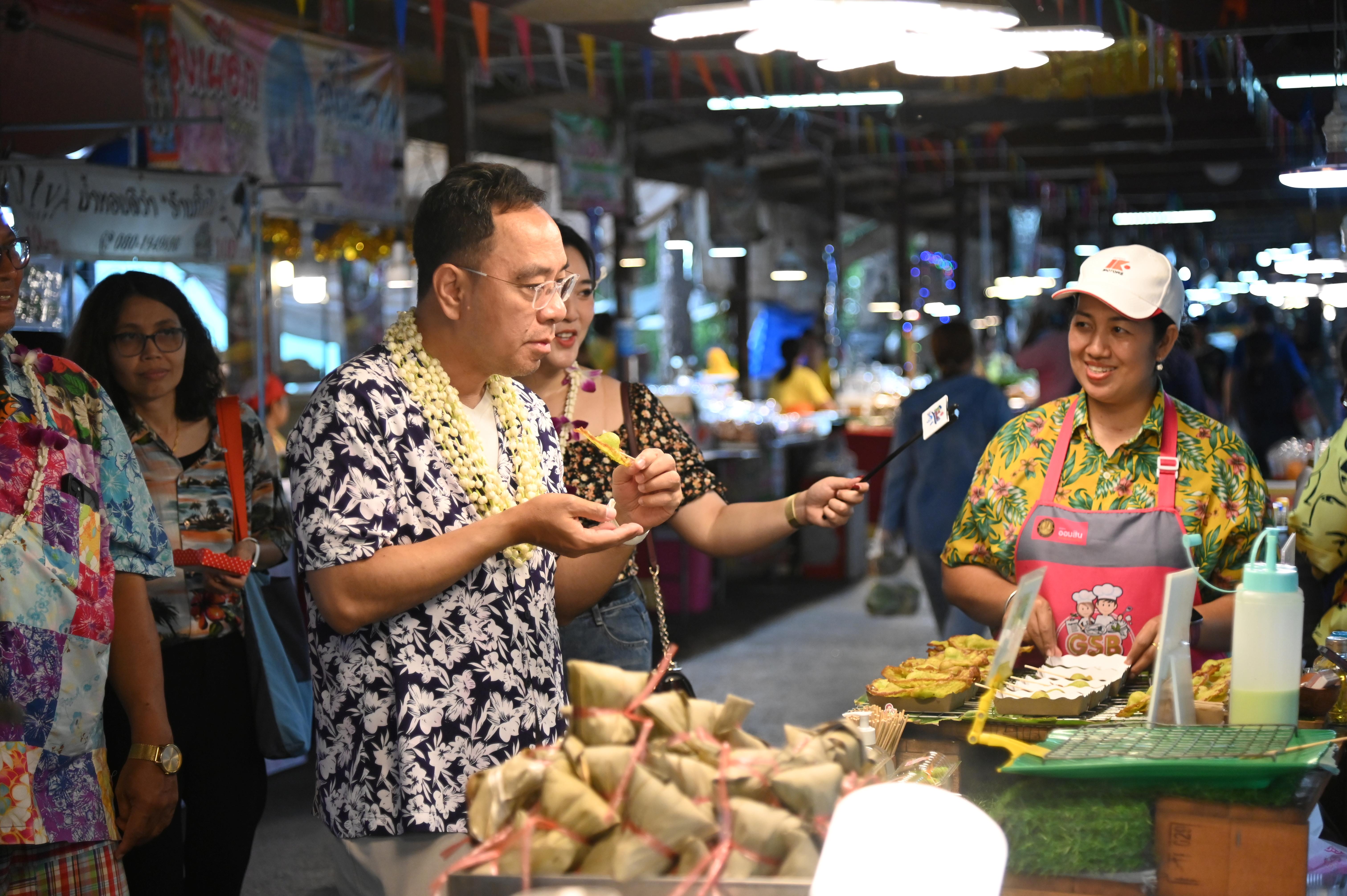 “พาณิชย์” ชวนเที่ยว  ”ตลาดต้องชม-ตลาดน้ำบางน้ำผึ้ง“ สมุทรปราการ  และอีก 100 แห่งทั่วประเทศ ต้อนรับสงกรานต์