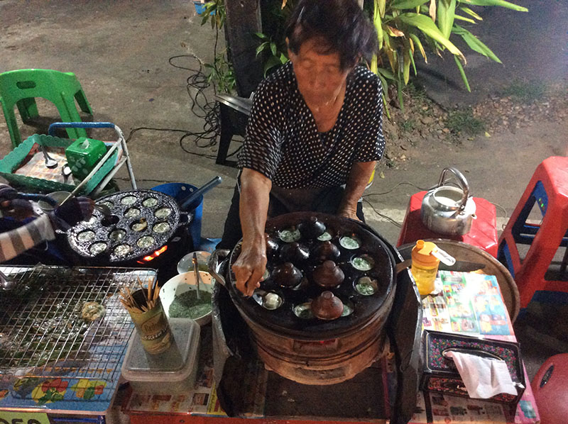 46667_ขนมครก.JPG