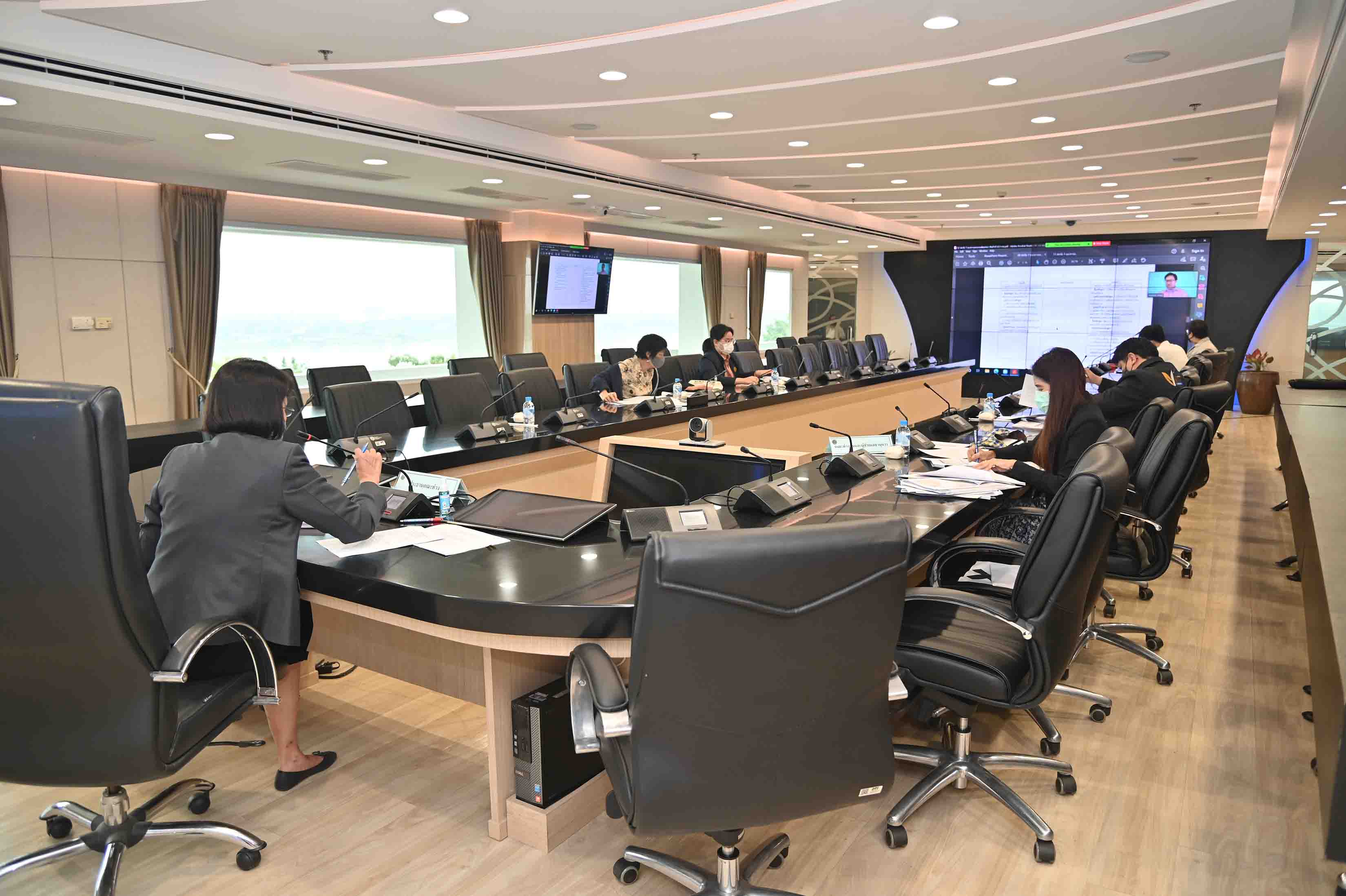 การประชุมคณะทำงานจัดทำแผนปฏิบัติการขับเคลื่อน การพัฒนาคนและผลิตภัณฑ์สินค้าข้าว พืชไร่และพืชสวน ครั้งที่ 2/2564