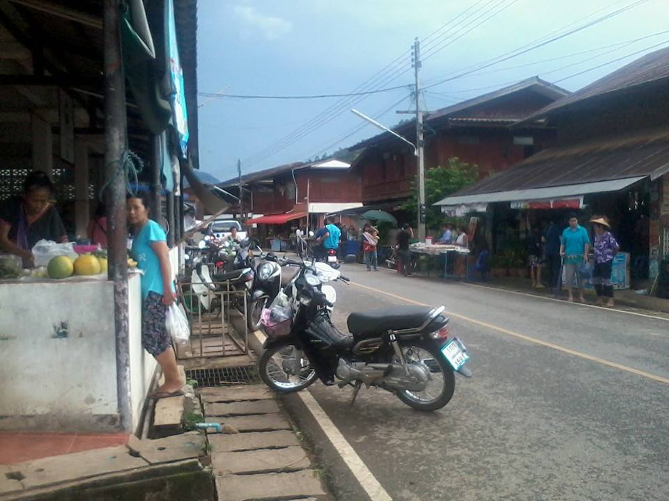 44803_ด้านหน้าตลาด 2.jpg