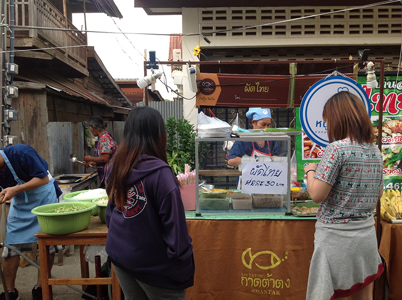 45651_ร้านขายผัดไทย.JPG