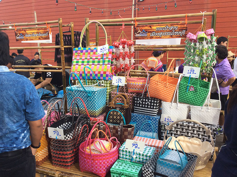 46644_แผงค้า หัตถกรรม.JPG