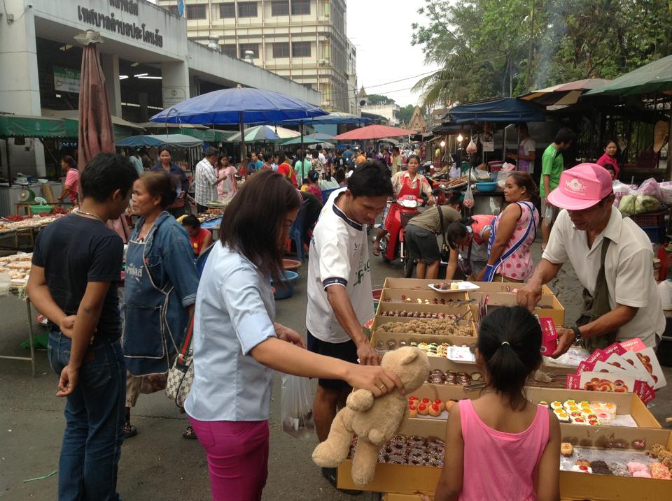 33622_ด้านหน้าตลาด.jpg