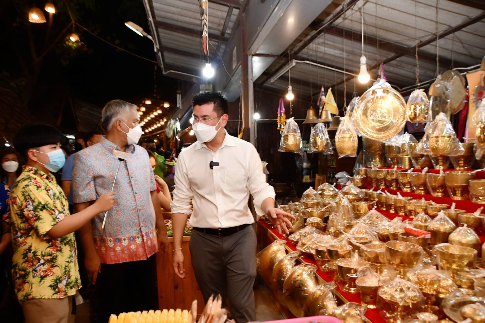 ประชาสัมพันธ์กิจกรรมส่งเสริมการท่องเที่ยวตลาดชุมชน “เทศกาลลอยกระทง”