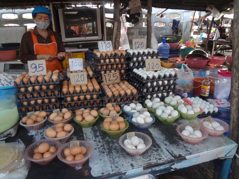 11372_บริเวณภายในตลาด.jpg