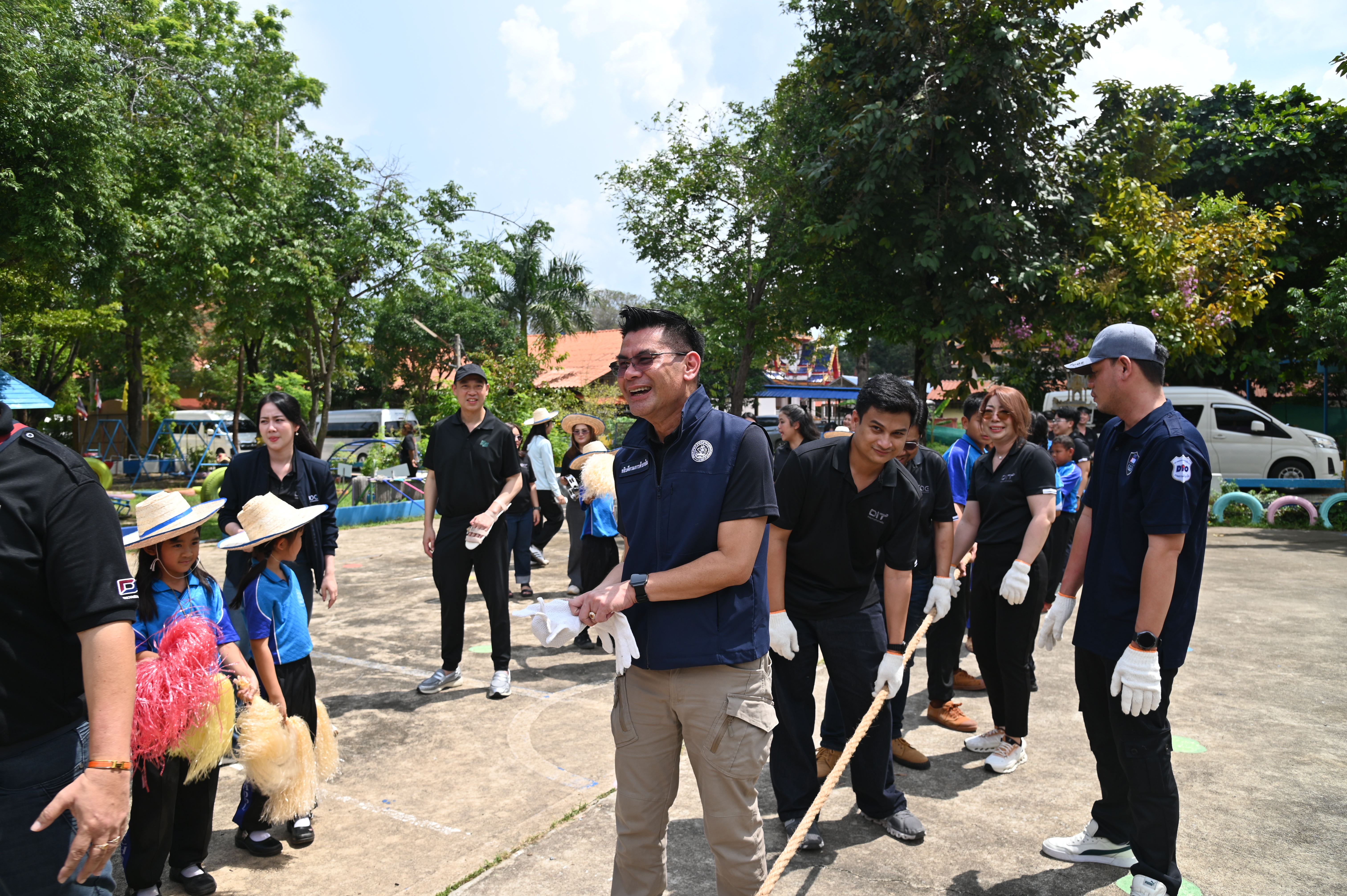 กรมการค้าภายใน จับมือโอสถสภา จัดโครงการ “DIT-OSP สานพลังเพื่อชุมชนและความยั่งยืน”