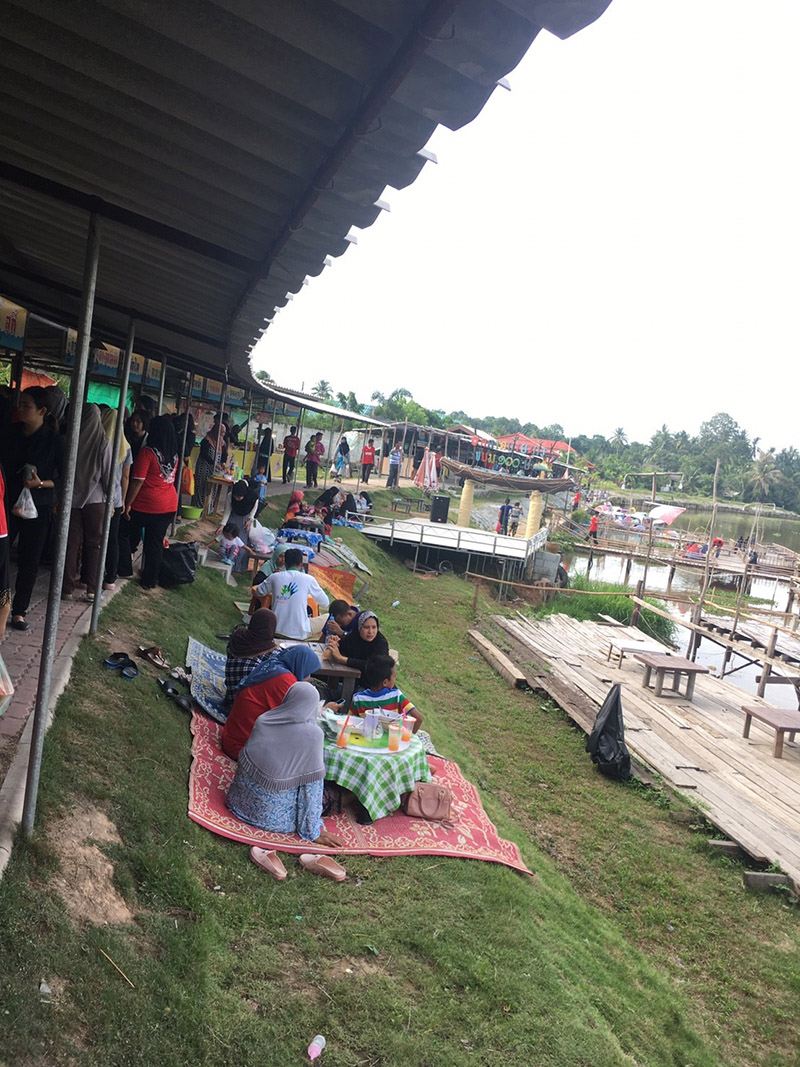 46286_ที่นั่งกินข้าว.jpg