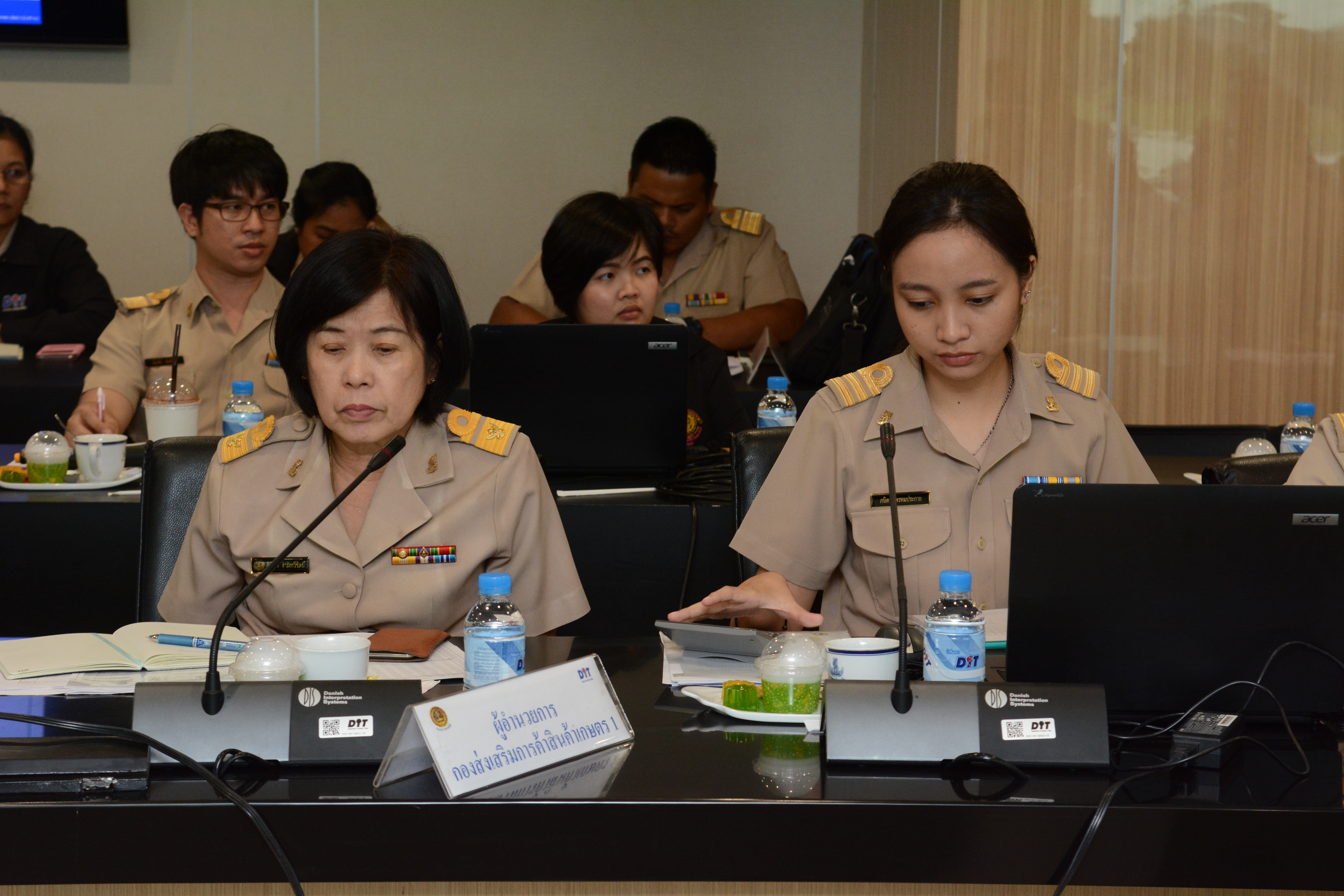 การประชุมหารือราคาจำหน่ายยางรถยนต์