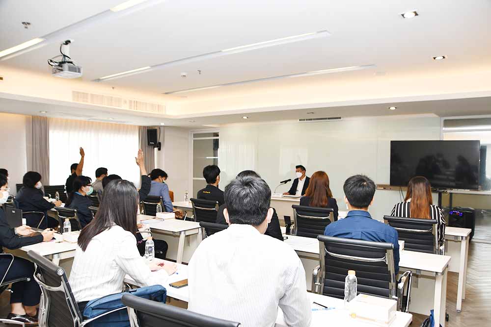 อธิบดีมอบนโยบายการทำงานแก่ข้าราชการใหม่