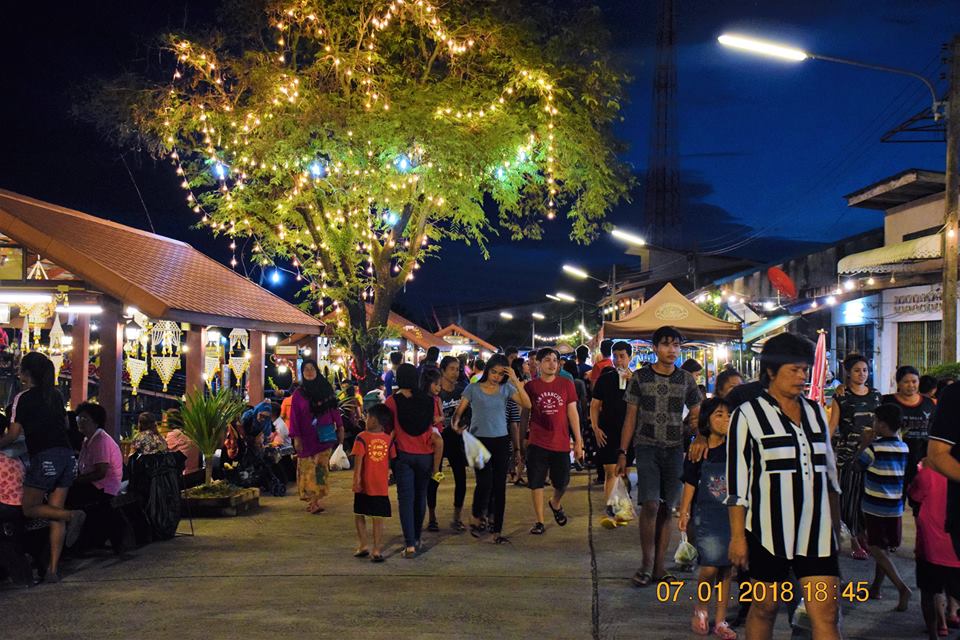 57046_นักท่องเทียว.jpg