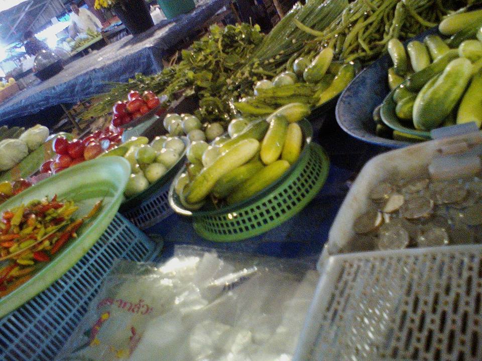 44348_แผงค้า ผัก.jpg
