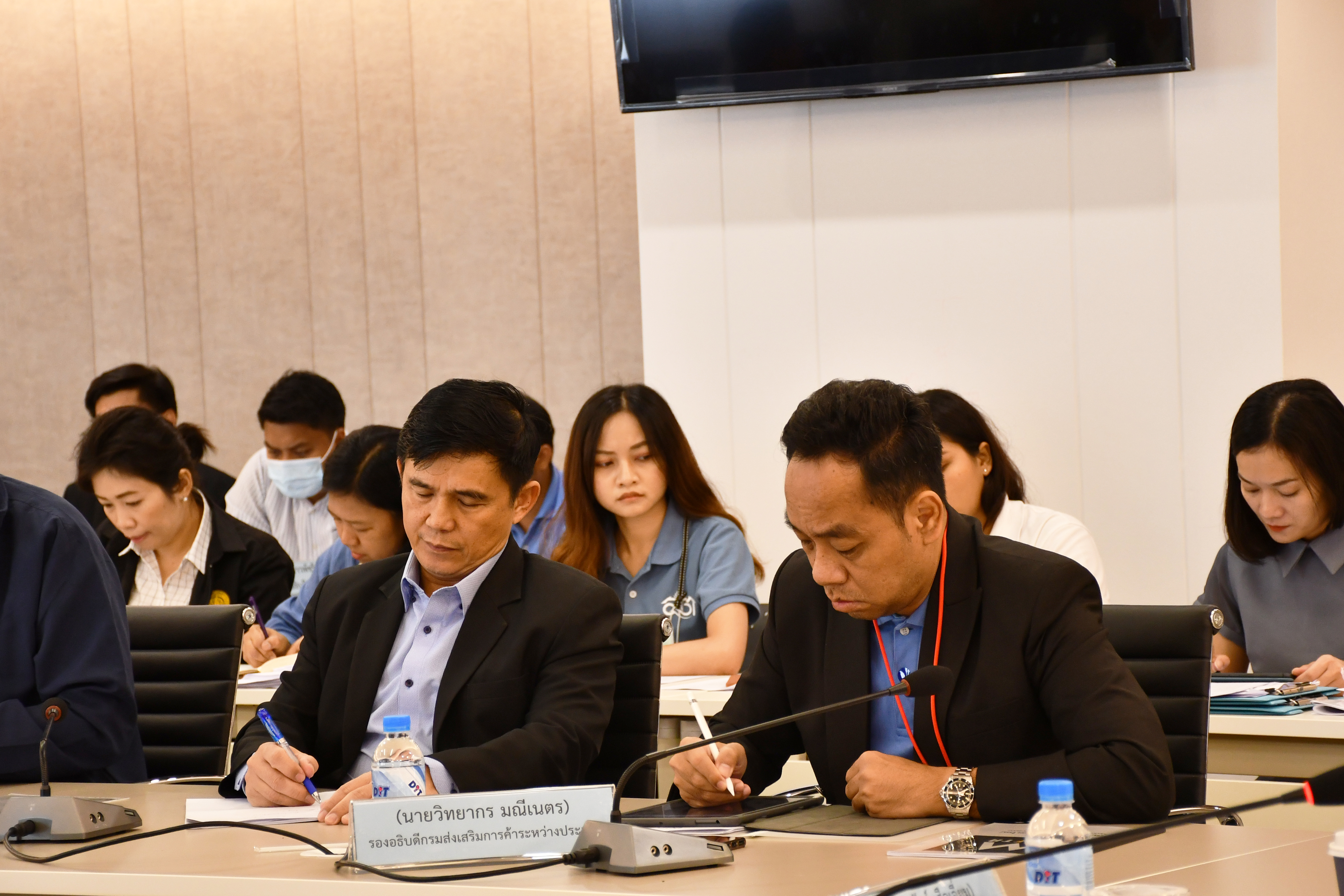 การประชุมหารือเพื่อติดตามสถานการณ์ ปริมาณ ผลผลิต การจำหน่ายในประเทศและการส่งออก