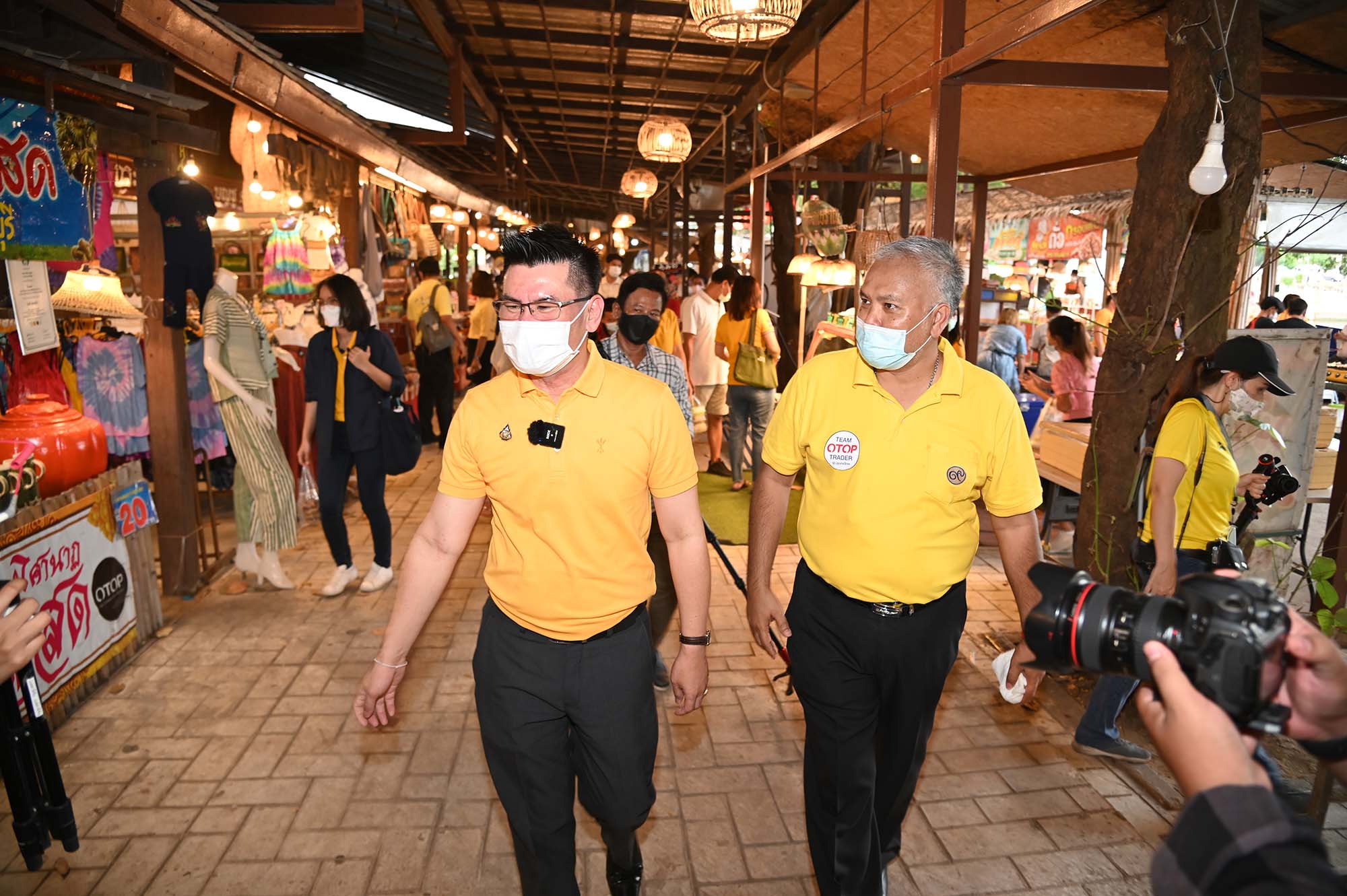 กิจกรรมกระตุ้นเศรษฐกิจเชื่อมโยงสินค้าชุมชน ตลาดต้องชมตลาดหลวงปู่ทวด