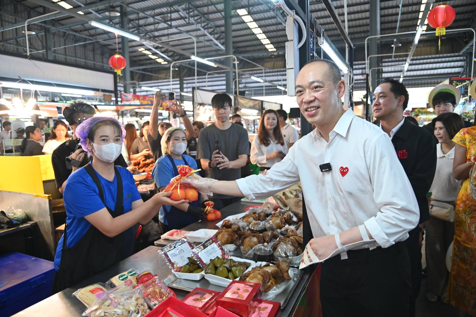 ข่าวเลขที่ 73/2569 “พาณิชย์ส่งสุข รับตรุษจีน ปีม้าทอง 2026” ผนึกตลาด ห้างค้าส่งค้าปลีก จัดโปรตรุษจีน ลดสูงสุด 50%  (13 กุมภาพันธ์ 2569)