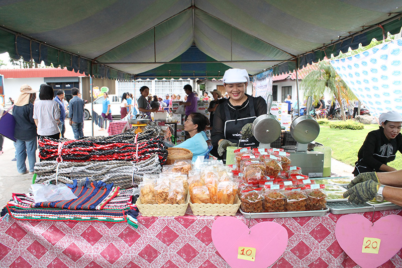 45994_แผงค้า ขนมหวาน.JPG