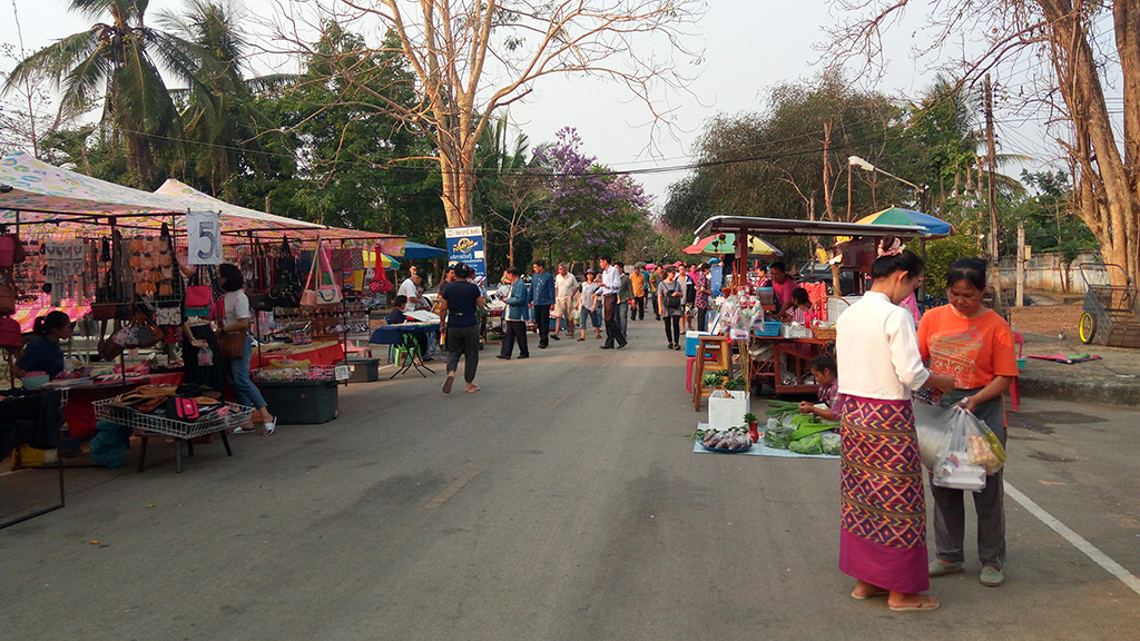 57375_บริเวณตลาด.jpg