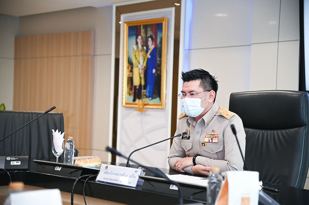 พาณิชย์ประชุมหารือสถานการณ์สินค้าน้ำมันปาล์ม