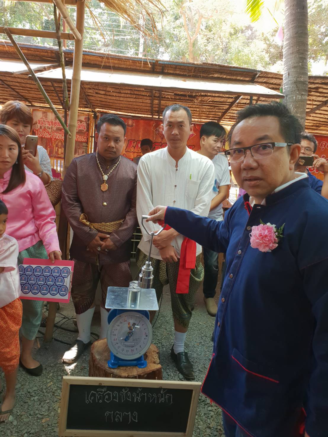 พิธีเปิดตลาดต้องชม ตลาดย้อนยุคเมืองสรรค์