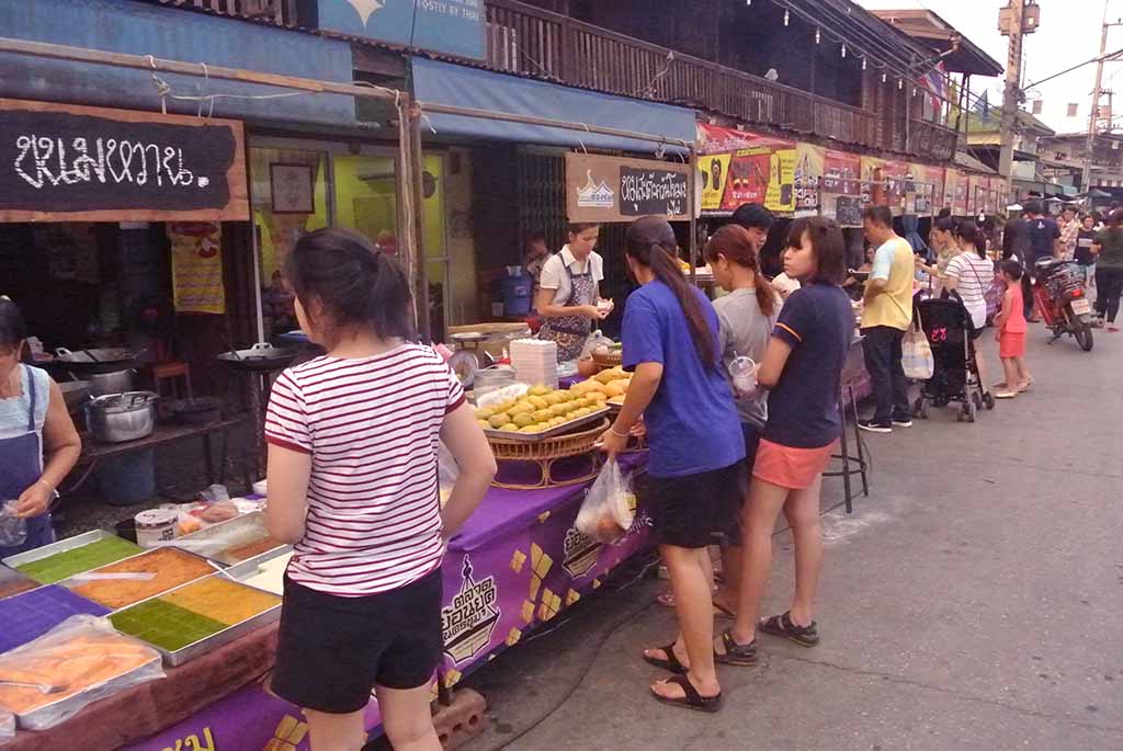 11288_บรรยากาศตลาด 1.JPG