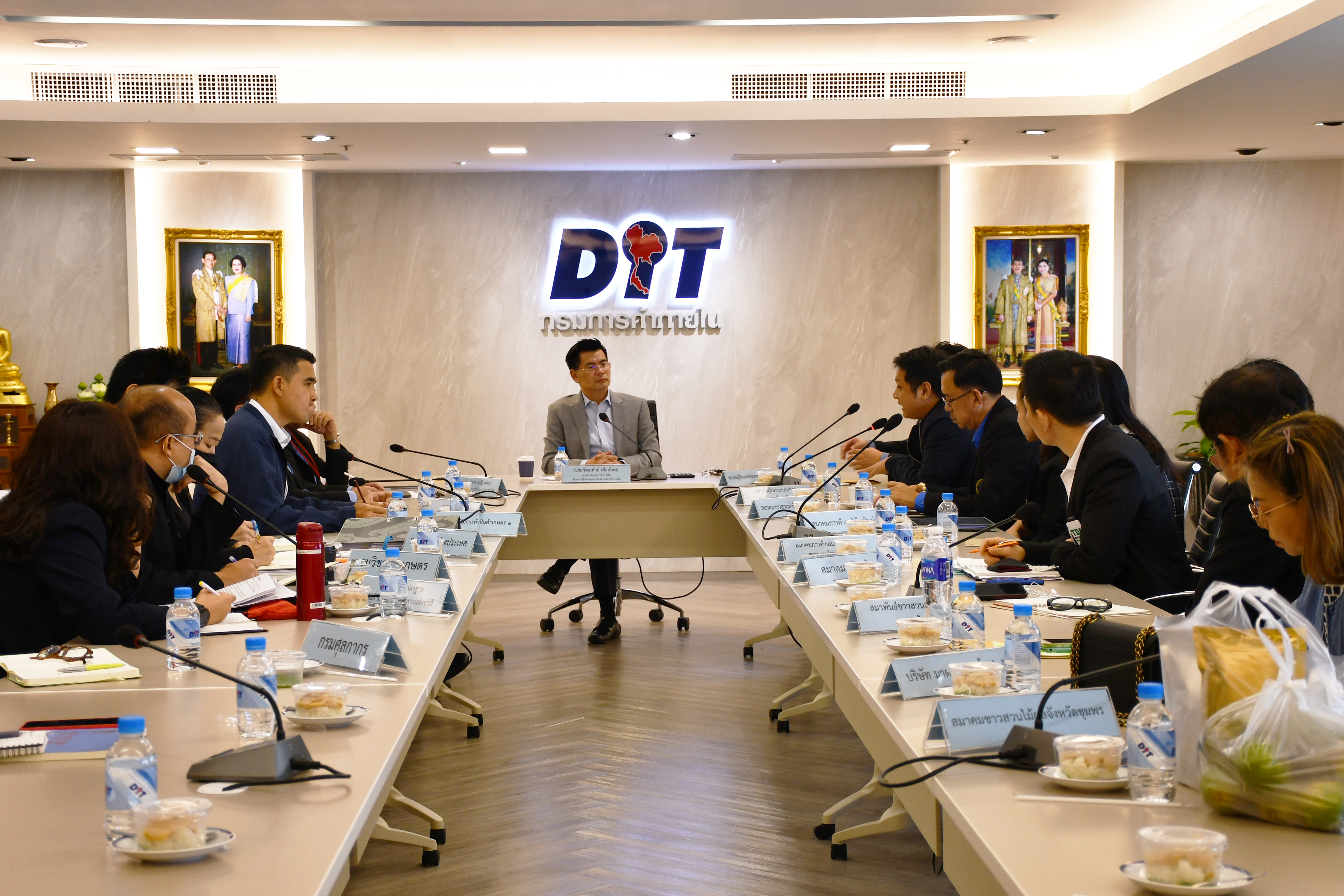 การประชุมหารือเพื่อติดตามสถานการณ์ ปริมาณ ผลผลิต การจำหน่ายในประเทศและการส่งออก
