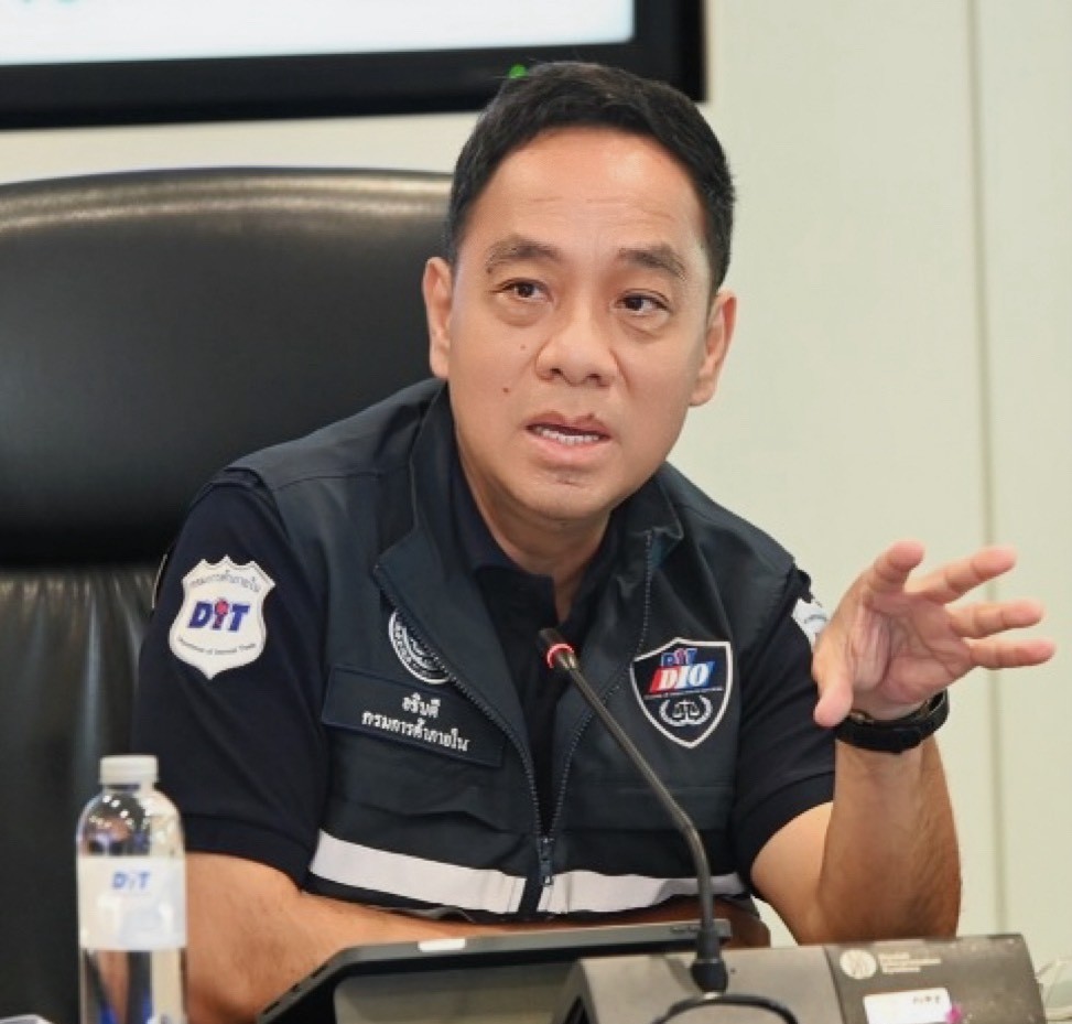 ข่าวเลขที่ 17/2568 DIT ขอความร่วมมือผู้ประกอบการจำหน่ายชุดดำในราคาที่เหมาะสม ไม่ฉวยโอกาสขึ้นราคา ย้ำต้องปิดป้ายชัดเจน – สถานการณ์จำหน่ายทั่วประเทศราคาทรงตัว สินค้ามีเพียงพอรองรับความต้องการประชาชนช่วงถวายความอาลัย (26 ตุลาคม)