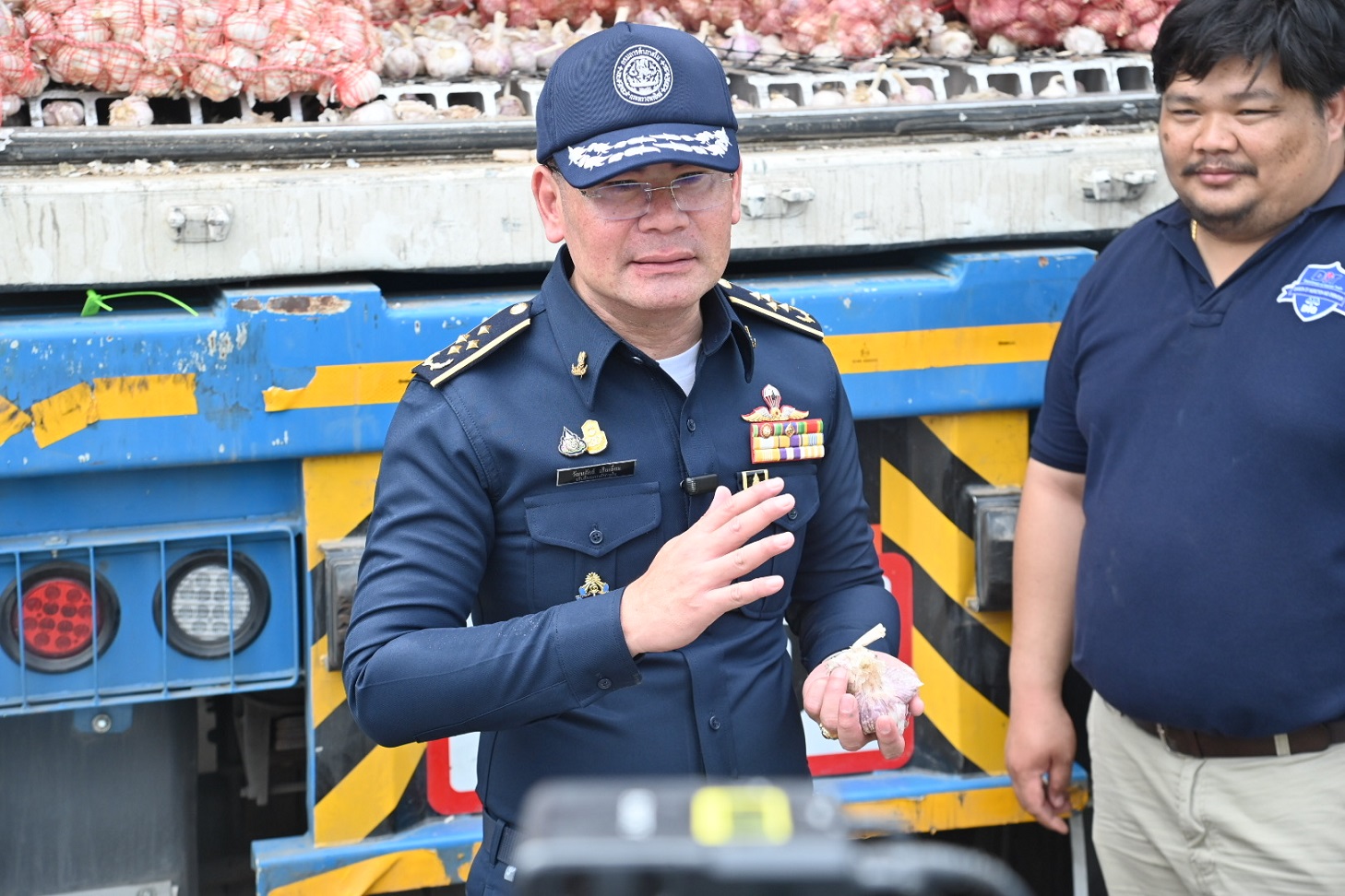 กรมการค้าภายในลุยจับดำเนินคดีผู้ลักลอบขนกระเทียมเถื่อน