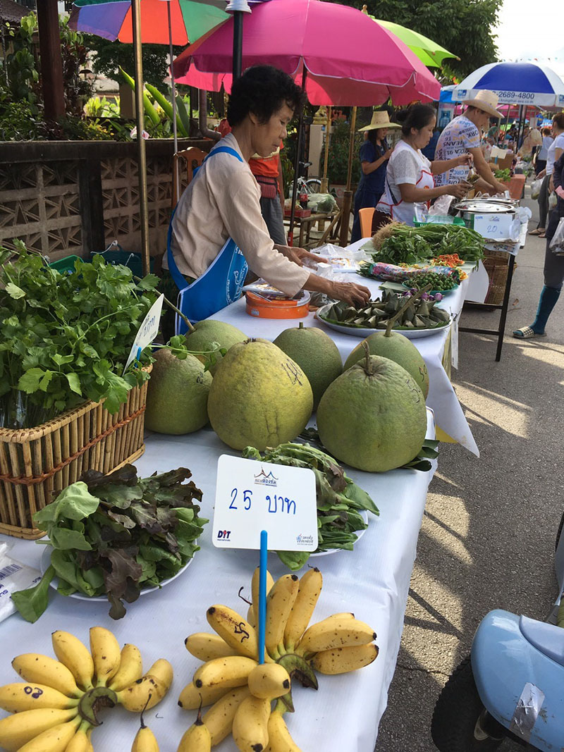 46533_แผงค้าผลไม้.jpg